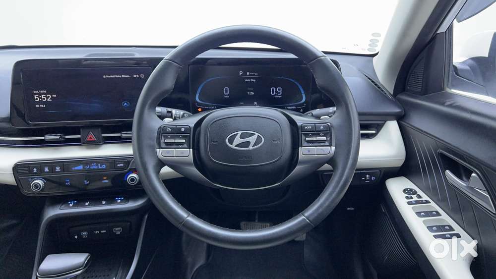 Hyundai Verna 1.5 Sx (o) Vtvt Ivt, 2023, Petrol