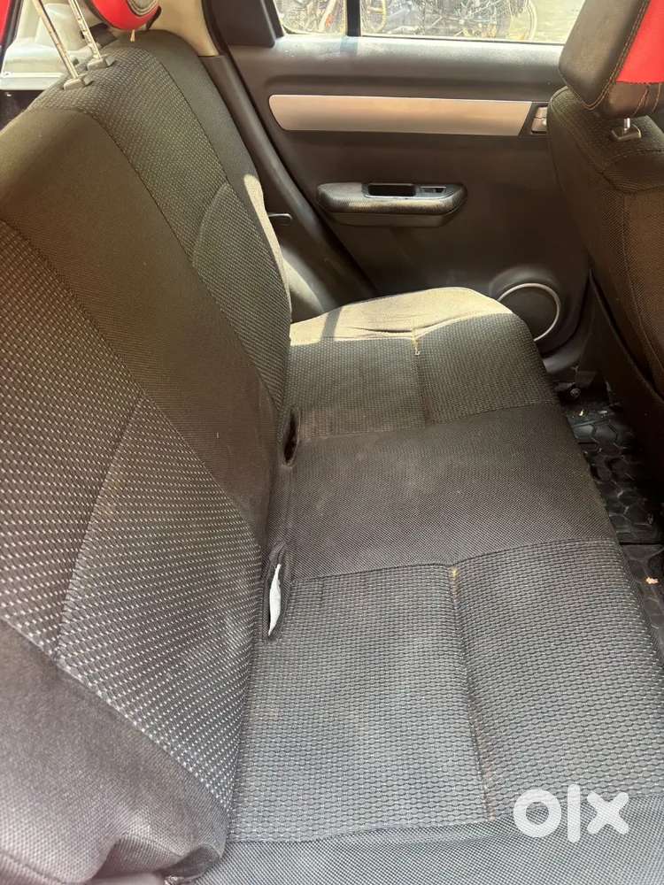 Maruti Suzuki Swift Vxi, Km Driven 2005