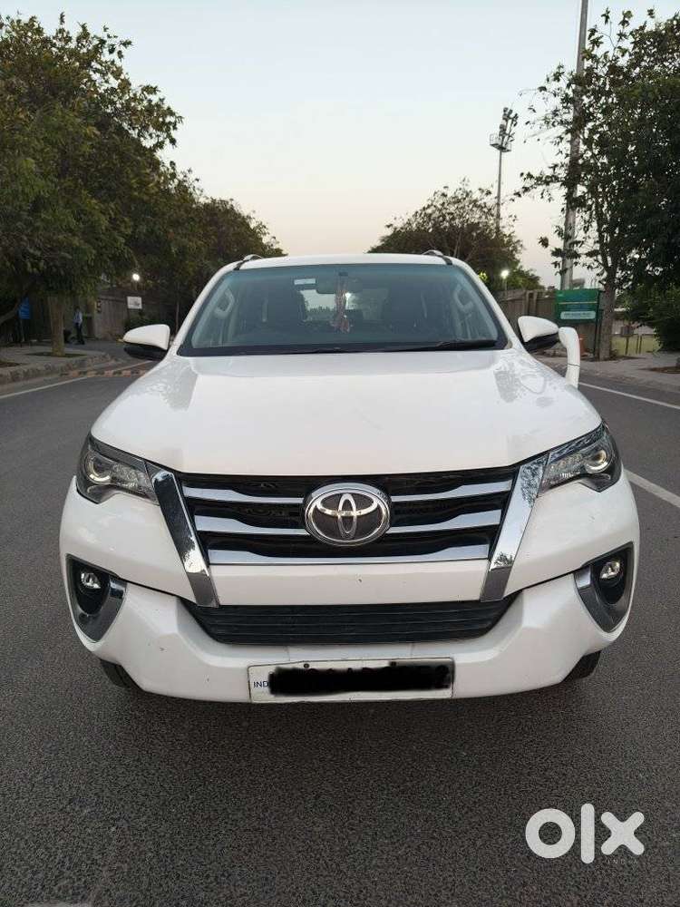 Toyota Fortuner 4x2 At 2.8 Diesel, 2018, Diesel