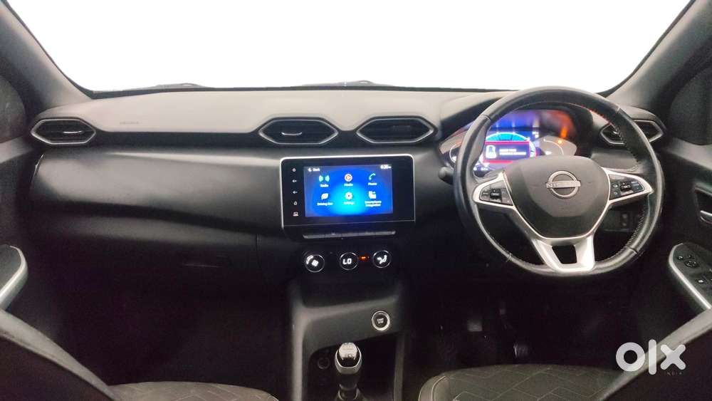 Nissan Magnite 1.0 Xv Premium, 2021, Petrol