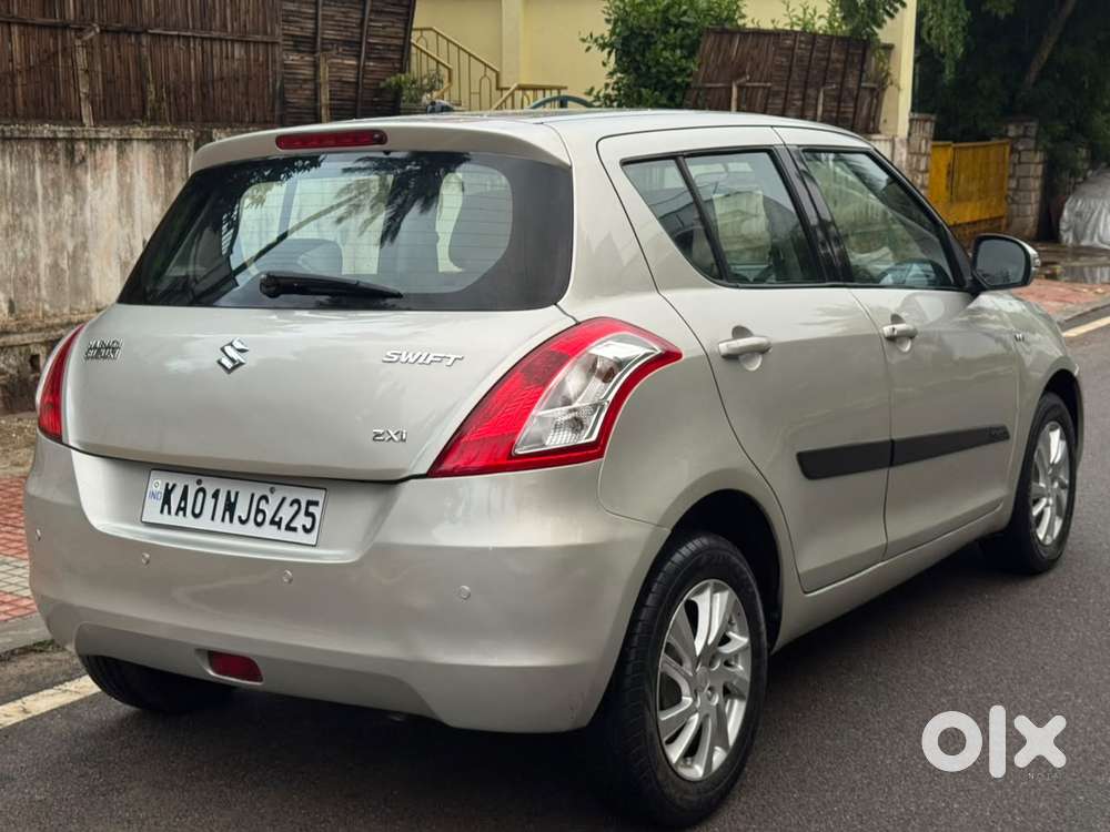 Maruti Suzuki Swift Vvt Zxi Plus, 2011, Petrol