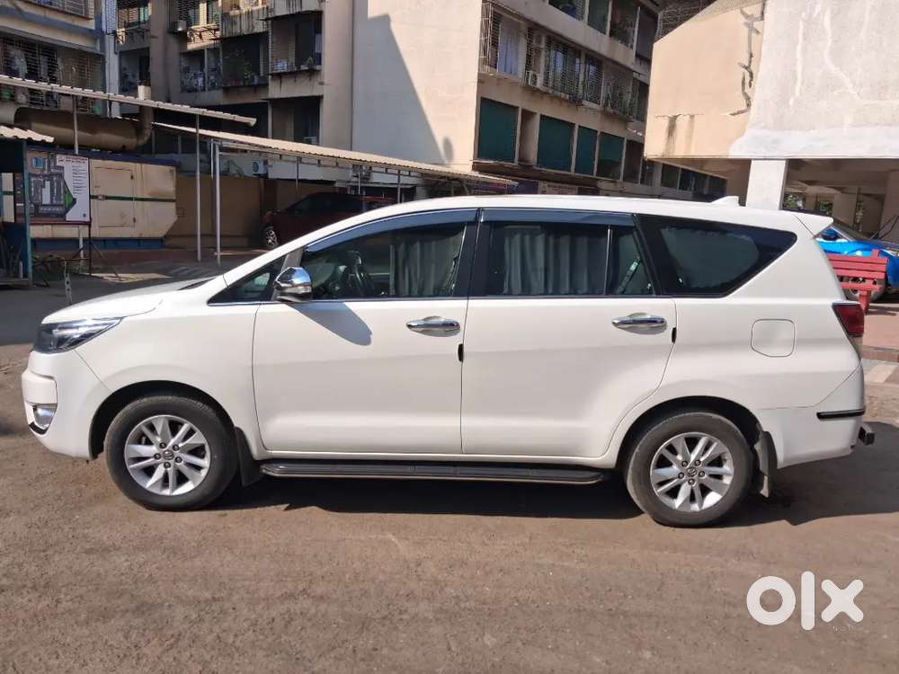 Toyota Innova Crysta