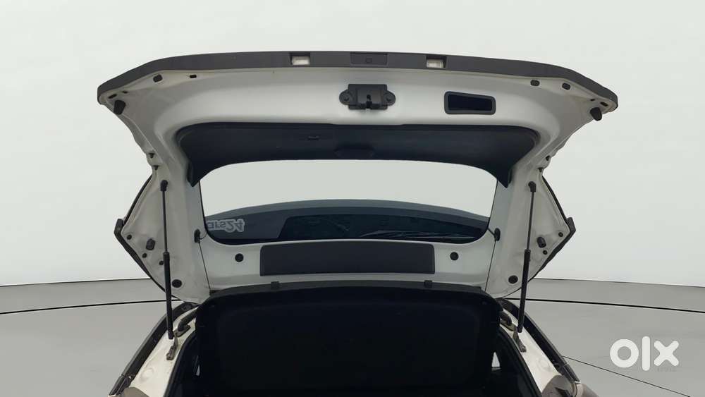 Tata Nexon Fearless S Purple 1.2 Revotron Petrol 6mt Dual Tone, 2024..