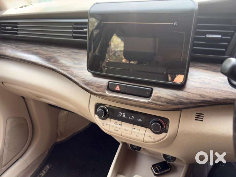 Maruti Suzuki Ertiga Zxi At, 2019, Petrol