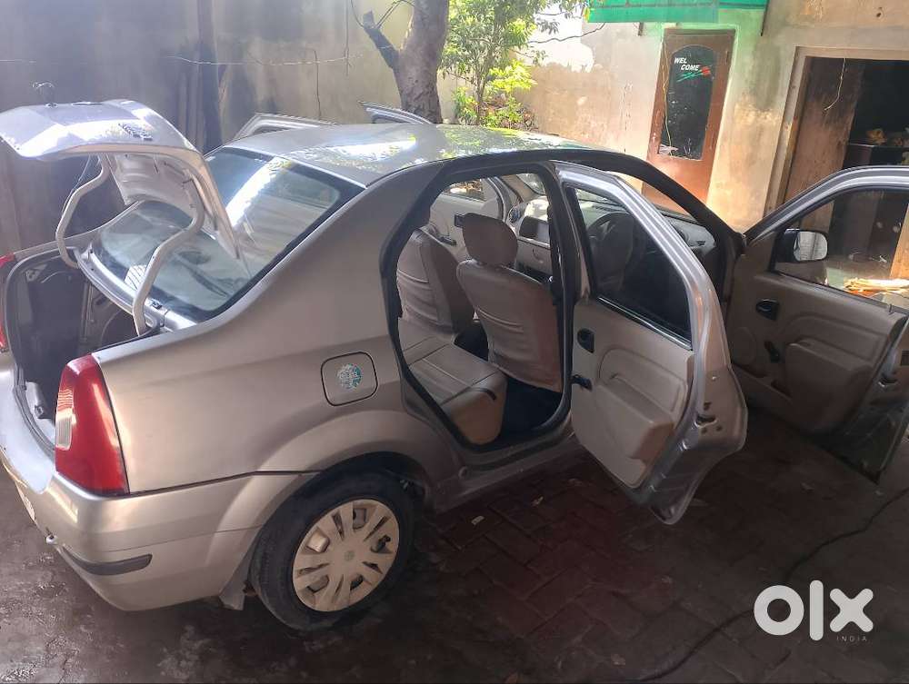 Mahindra Renault Logan .