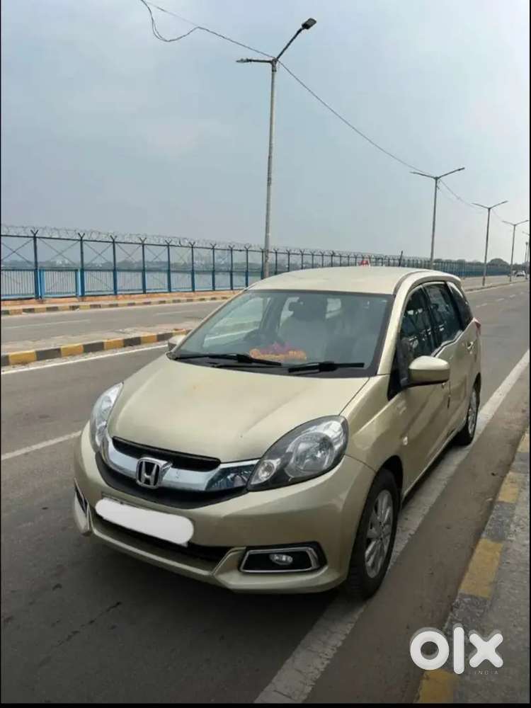 Honda Mobilio 2014 Petrol 162000 Km Driven