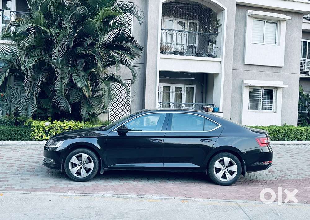 Skoda Superb Style 1.8 Tsi At, 2016, Petrol
