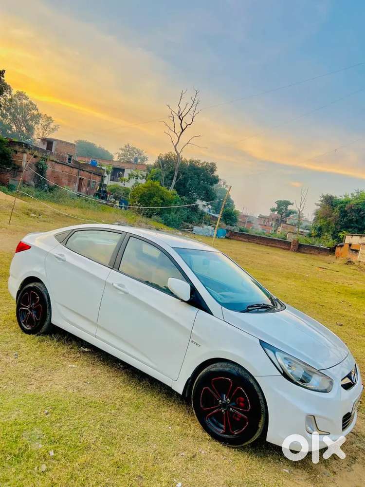 Hyundai Verna 2014 Petrol 70000 Km Driven
