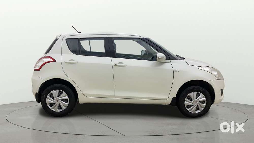 Maruti Suzuki Swift 2011-2014 Vxi, 2012, Petrol