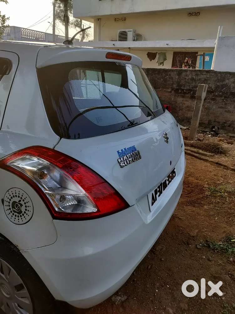 Maruti Suzuki Swift 2012 Diesel 92000 Km Driven
