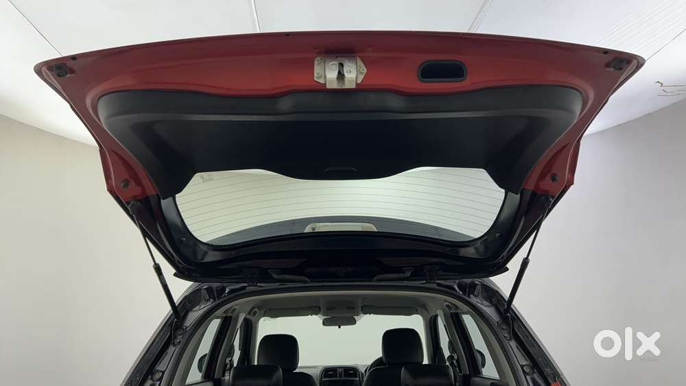 Maruti Suzuki Vitara Brezza Zdi+ Dual Tone Mt, 2018, Diesel