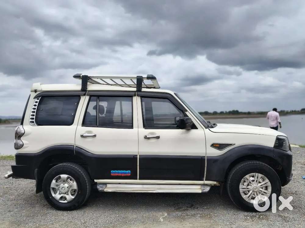 Mahindra Scorpio Diesel Manual 2016 In Very Good Condition
