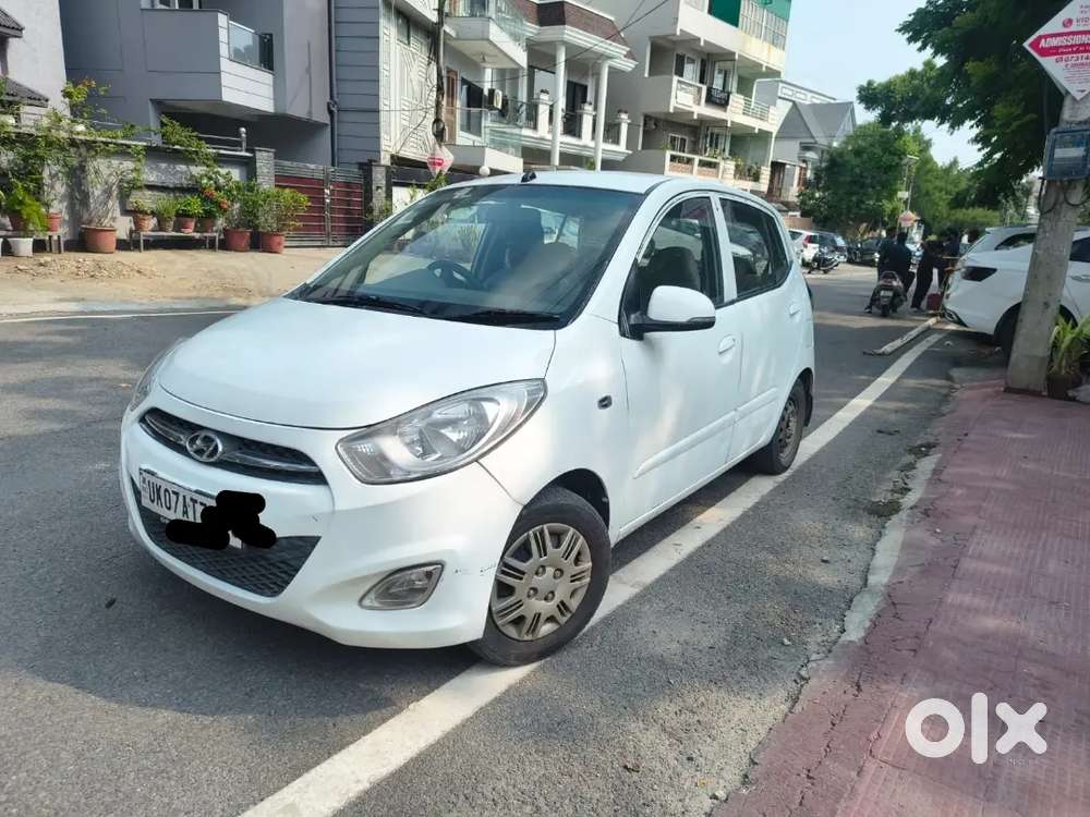 Hyundai I10 Sportz 2012 Model