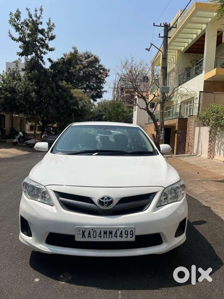 Toyota Corolla Altis 1.8 J, 2013, Diesel