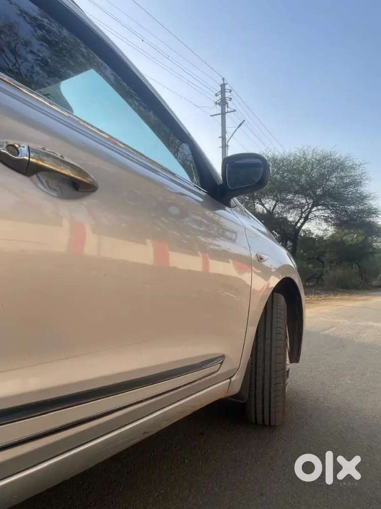 Hyundai Elite I20 2017 Petrol 80000 Km Driven