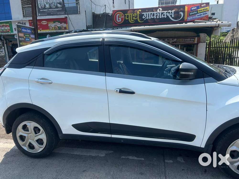 Tata Nexon Petrol 2021