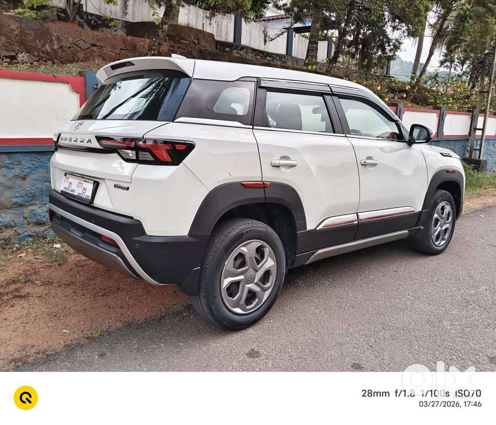 Maruti Suzuki Brezza 1.5 Lxi Smart Hybrid, 2023, Petrol