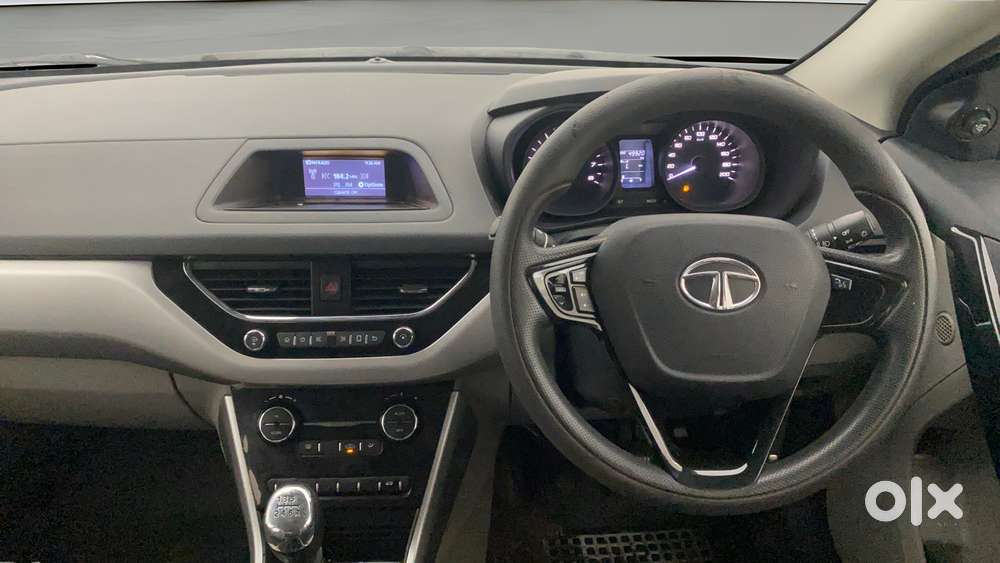 Tata Nexon 1.2 Revotron Xt, 2018, Petrol