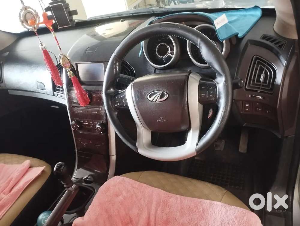 Mahindra Xuv500 2014 Diesel 250000 Km Driven