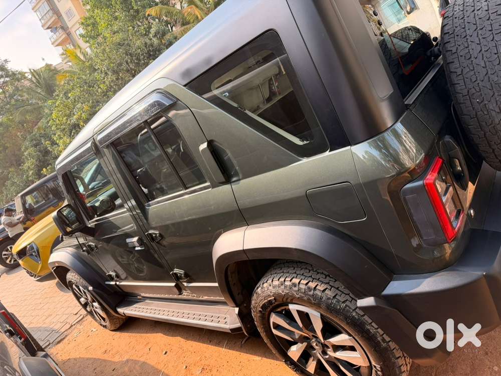 Thar Roxx 2025 Ax7l 4wd At Diesel