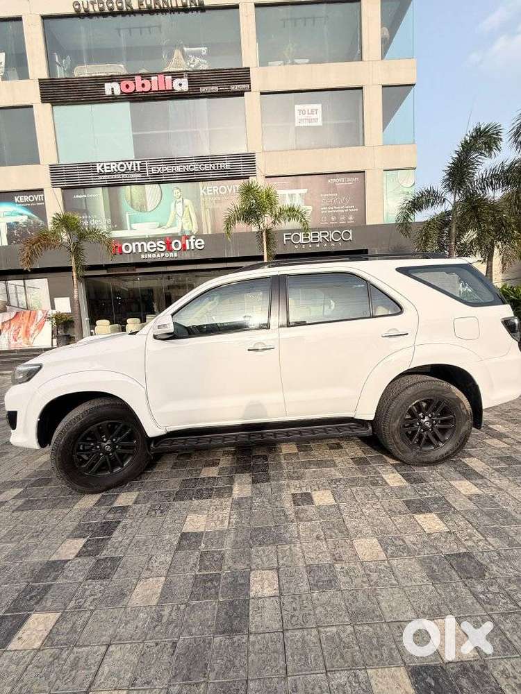 Toyota Fortuner 3.0 4x2 Automatic, 2015, Diesel