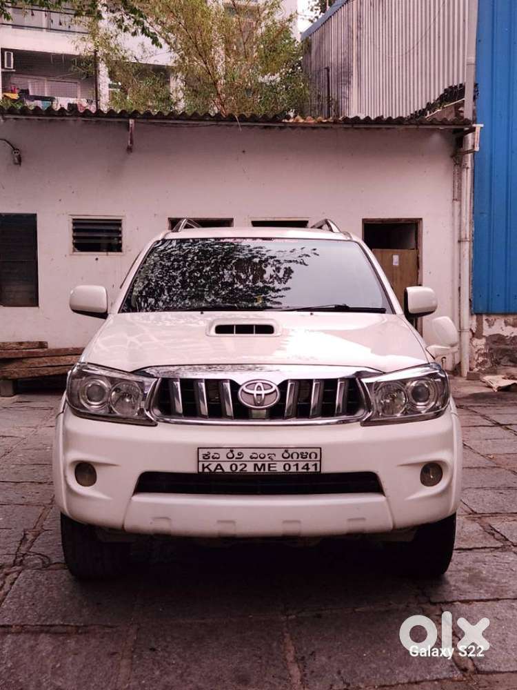 Toyota Fortuner 3.0 4x4 Manual, 2010, Diesel