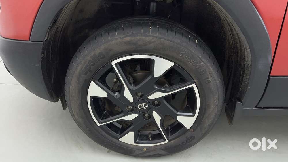 Tata Punch 1.2 Revotron Creative Amt Dual Tone, 2022, Petrol
