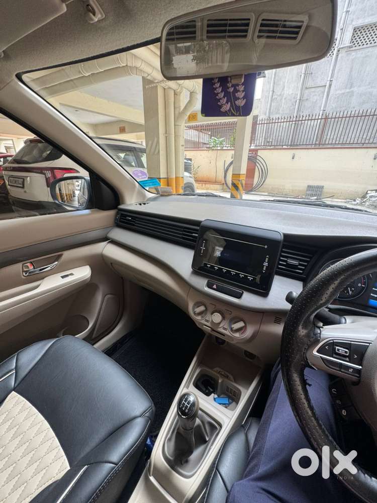 Maruti Ertiga Petrol 2024