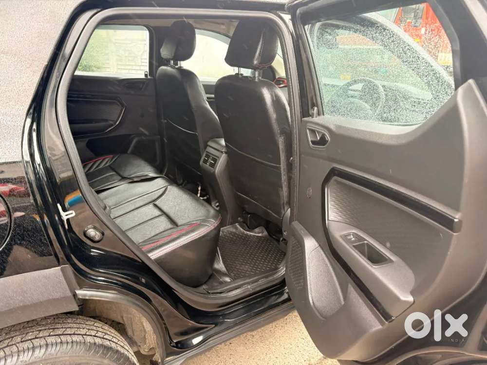 Renault Kiger, 2023, Petrol
