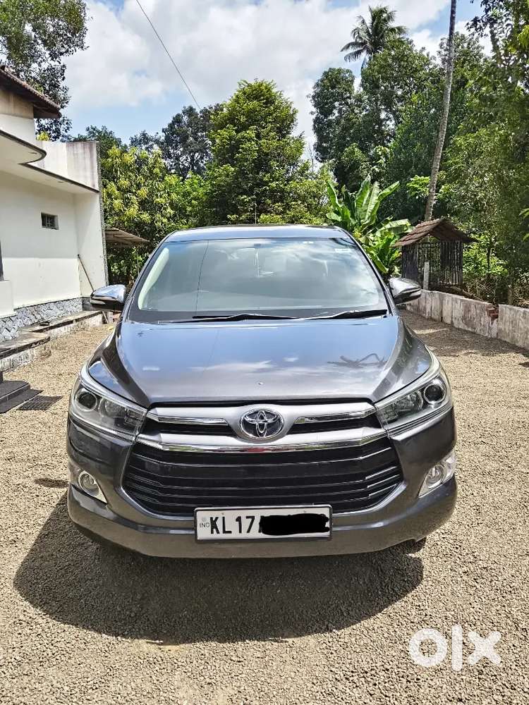 Toyota Innova Crysta 2.8 Diesel 2016