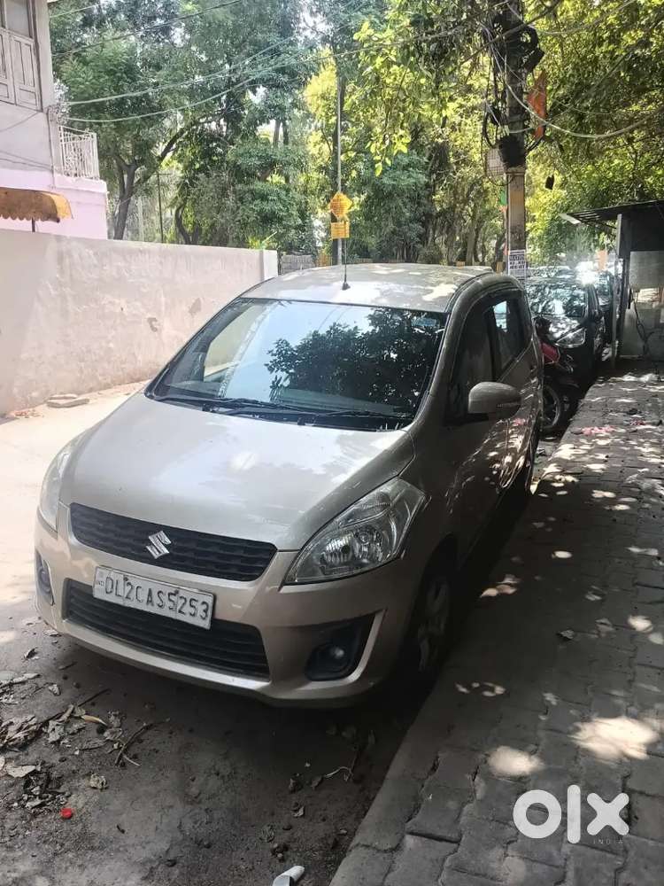 Ertiga 2013 November On Sale And In Very Good Condition.