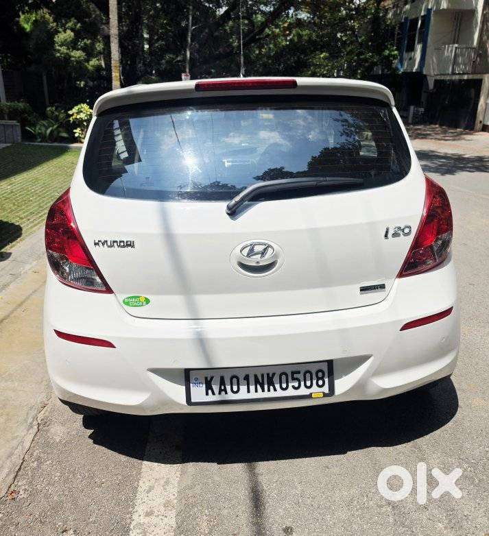 Hyundai i20 Petrol Asta Option, 2012, Petrol