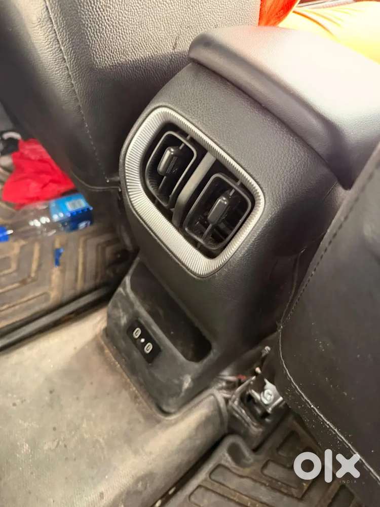 Only 10 Months Old Kia Sonet Htk+(0) For Sale