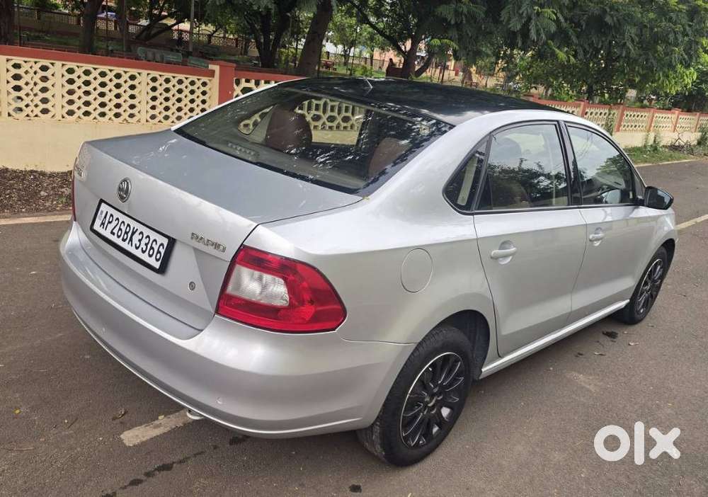 Skoda Rapid 1.5 Elegance Tdi At Black Package, 2016, Diesel