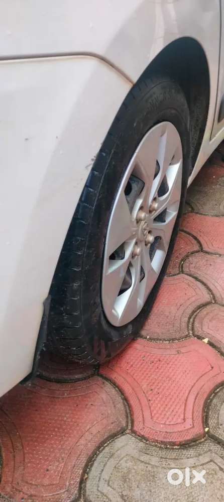 Hyundai Xcent 2015 Model Car
