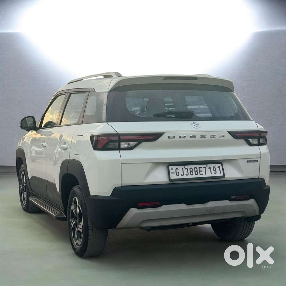 Maruti Suzuki Brezza 1.5 Zxi Plus Smart Hybrid, 2023, Petrol