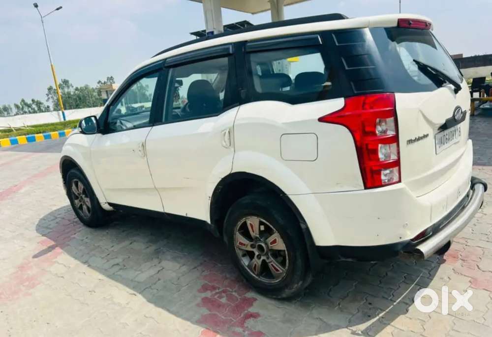 Mahindra Xuv500 2.2 Sportz 2015