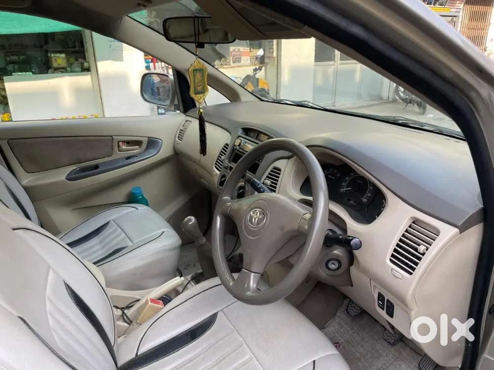 Toyota Innova 2008 Diesel 250000 Km Driven