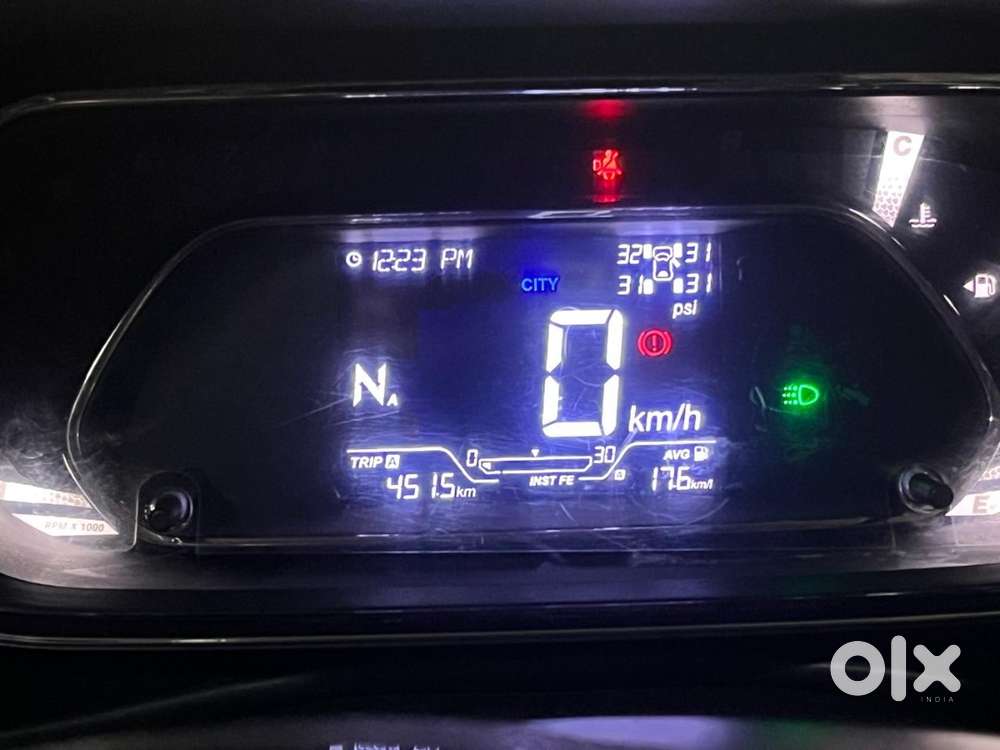 2021 Tata Nexon Xza+ Diesel Amt (top Model With Sunroof)