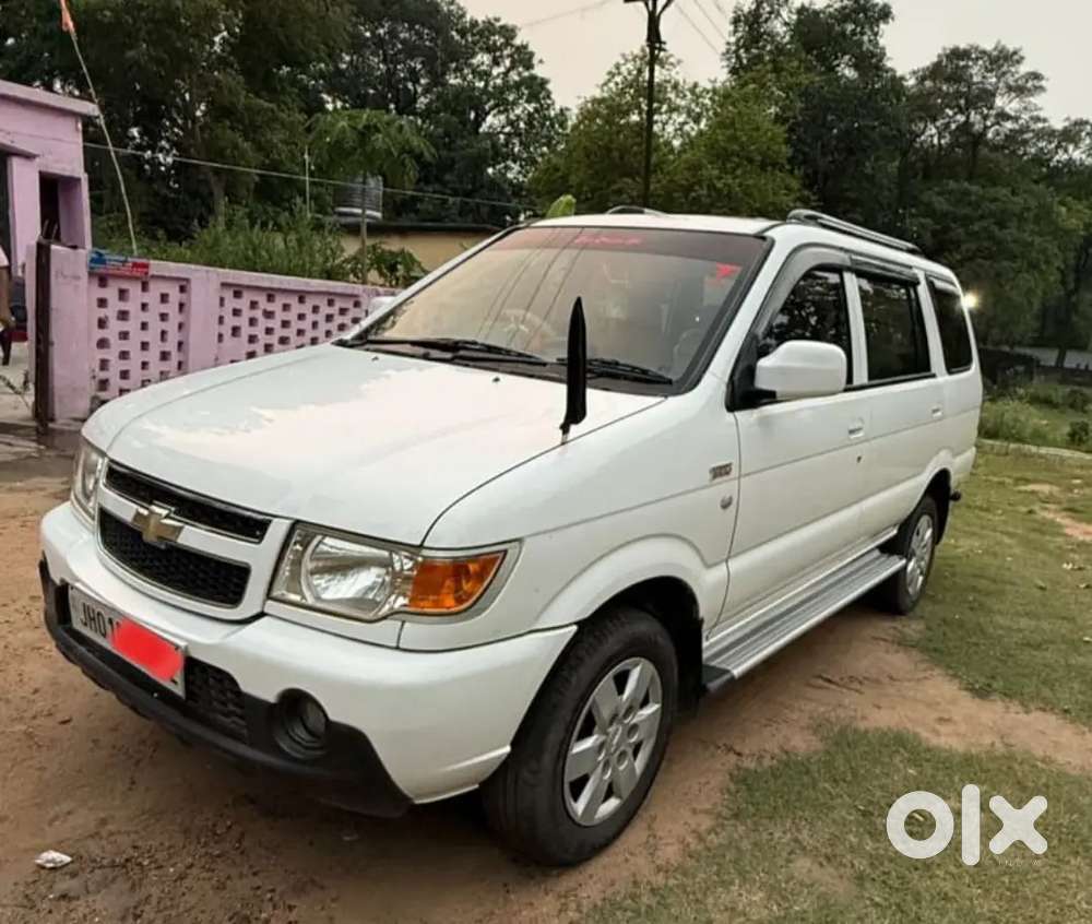 Chevrolet Tavera Neo 2016 Diesel Well Maintained