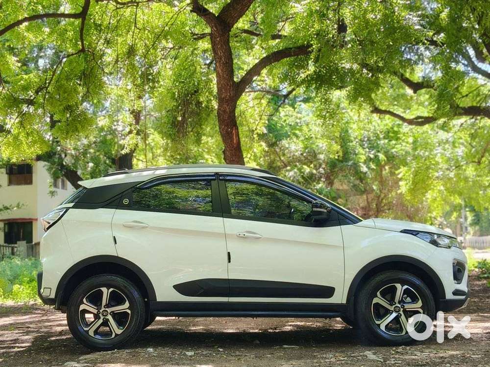 Tata Nexon 1.2 Revotron Xz Plus, 2023, Petrol