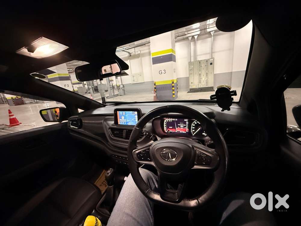 Tata Altroz Dark Edition- Well Maintained