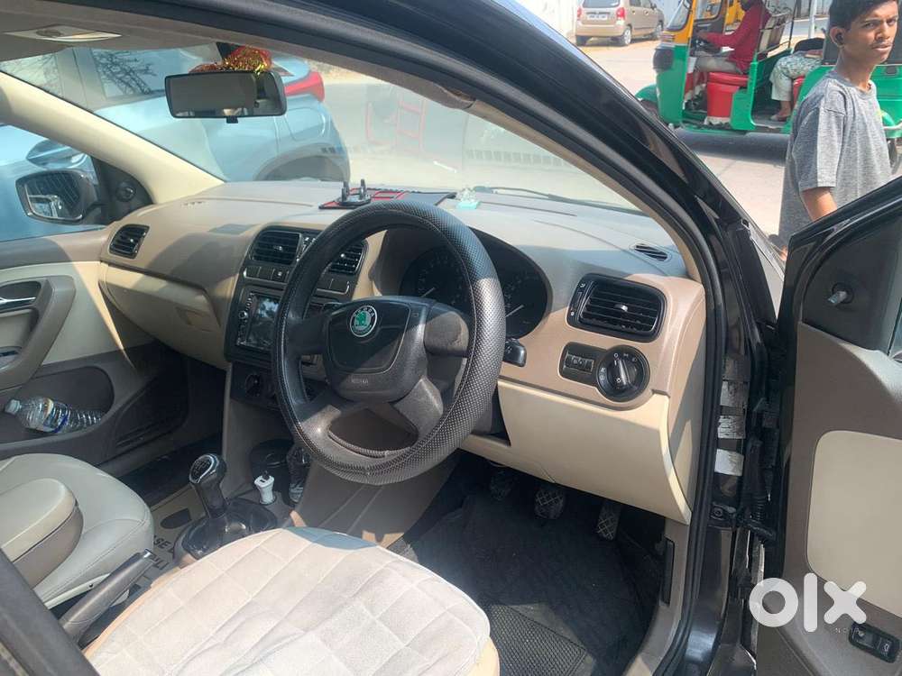 Skoda Rapid 1.5 Tdi Cr Elegance Plus, 2012, Diesel