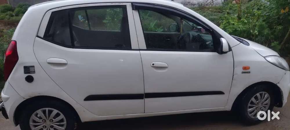 Hyundai I10 Sportz 2015