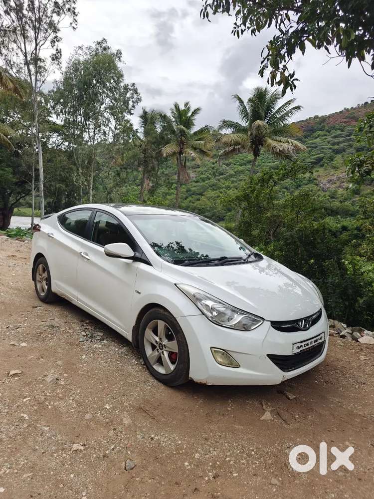Hyundai Elantra Diesel 2014 Well Maintained