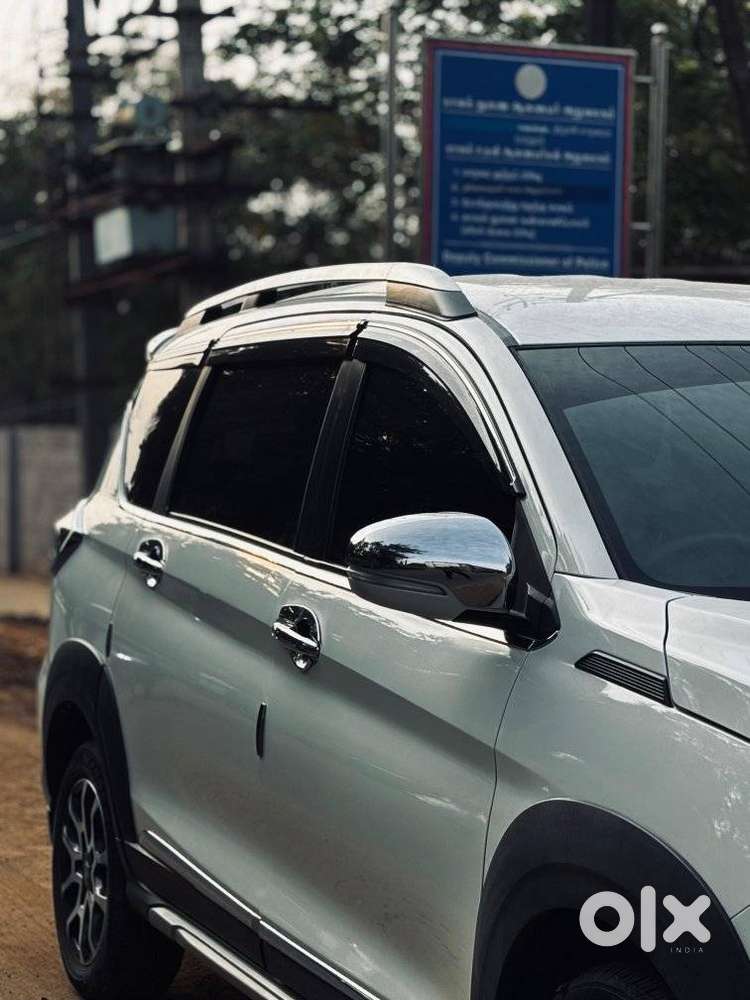 Maruti Suzuki Xl6 1.5 Zeta At, 2023, Petrol