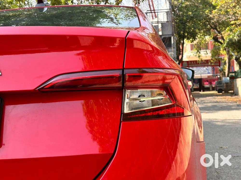 Skoda Slavia 1.0 Tsi Style At, 2023, Petrol