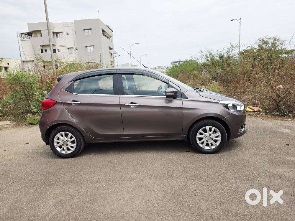 Tata Tiago 1.2 Revotron Xz Wo Alloy, 2017, Petrol