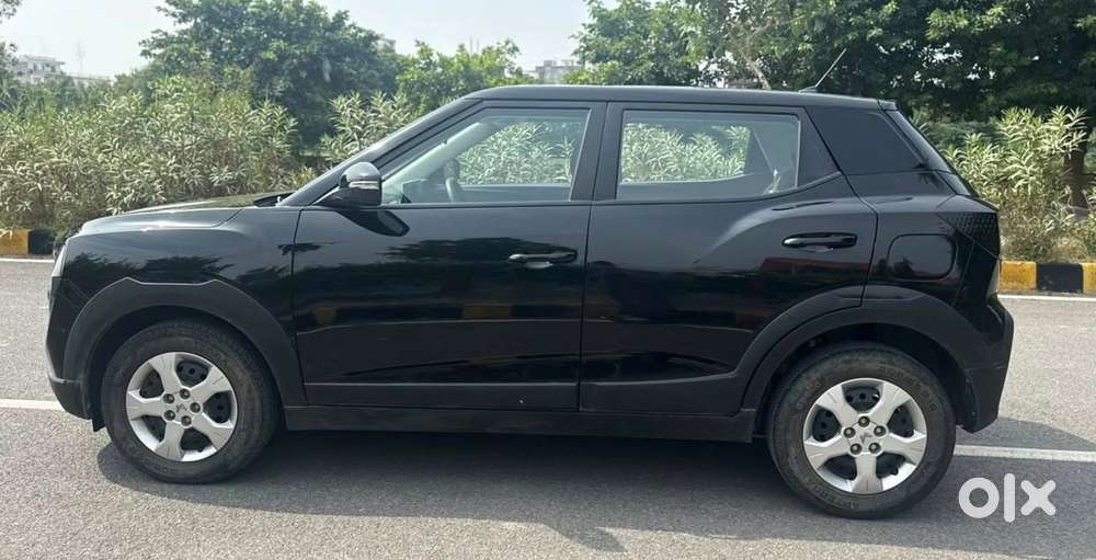 Mahindra Xuv 3xo Mx3, 2024, Petrol