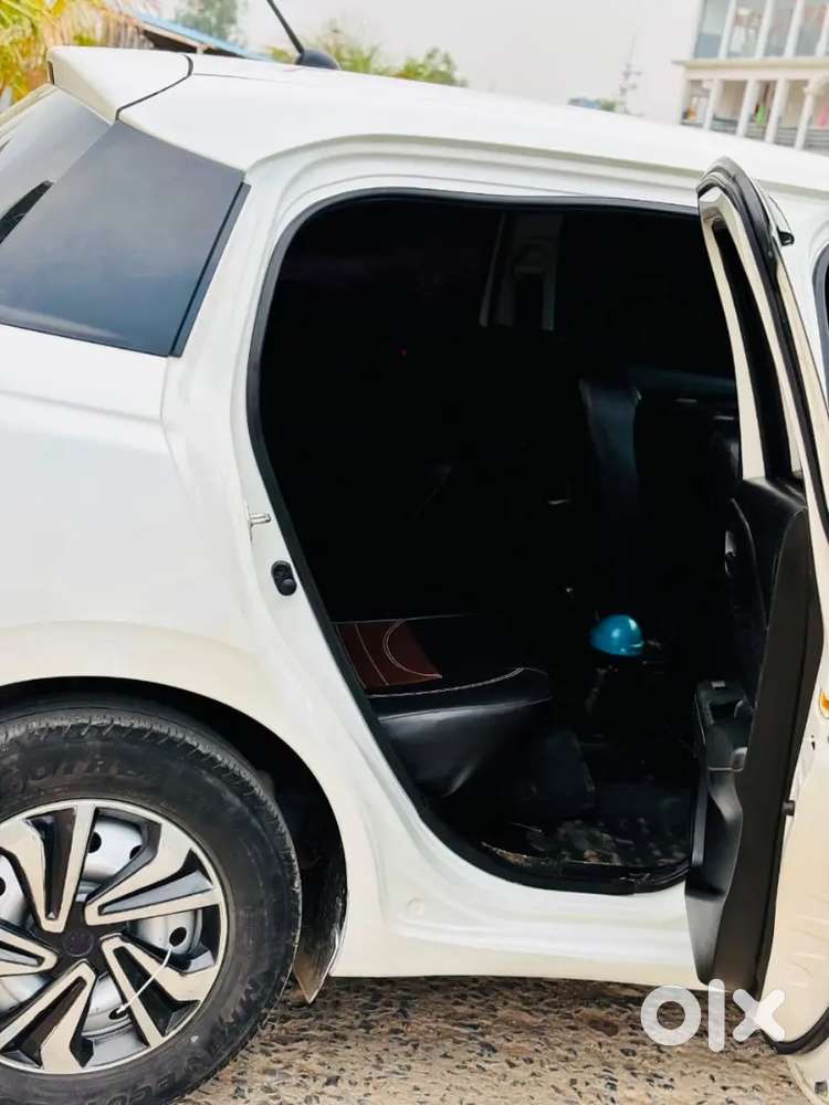 Maruti Suzuki Swift 1.2 2025